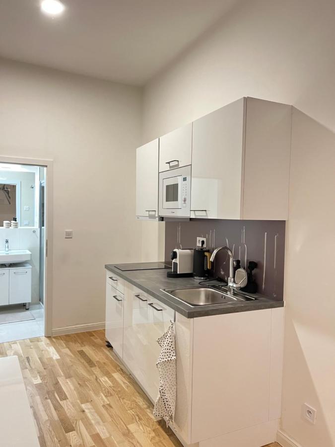 New Apartments Chain Florenc Praga Exterior foto